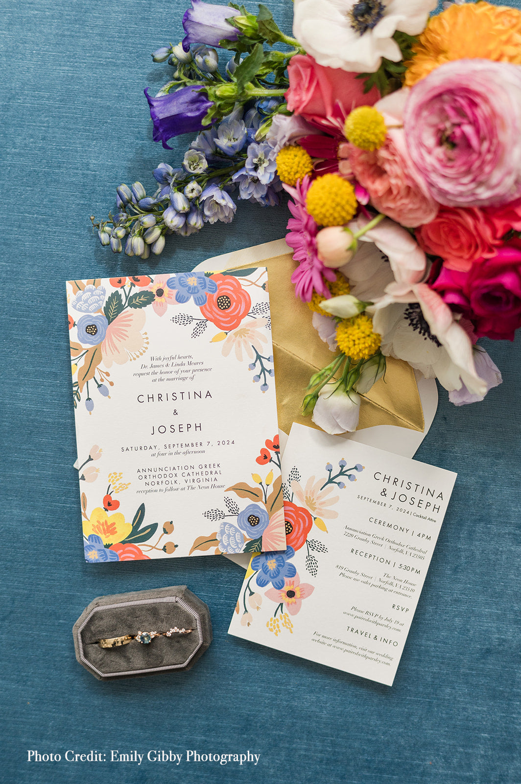 20" x 30" Lux Velvet Rollable Styling Mat