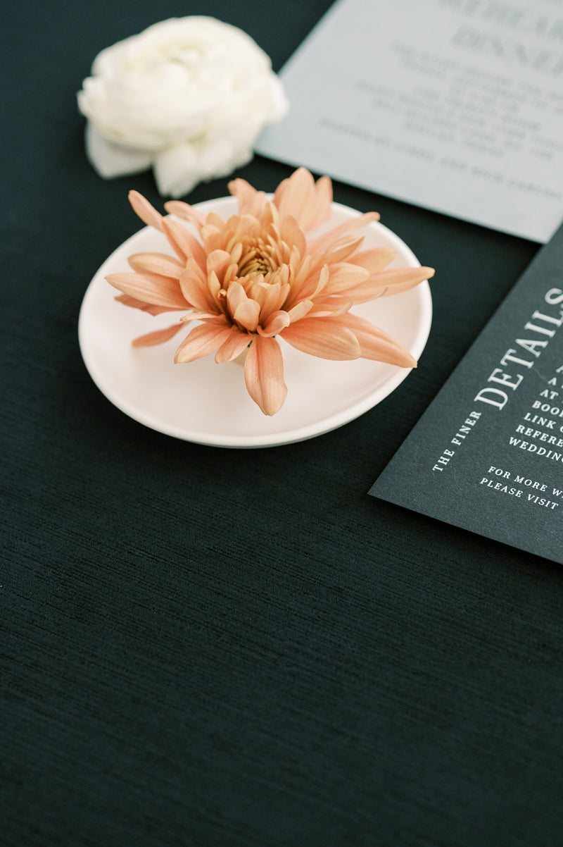 20" x 30" Velvet Rollable Styling Mat