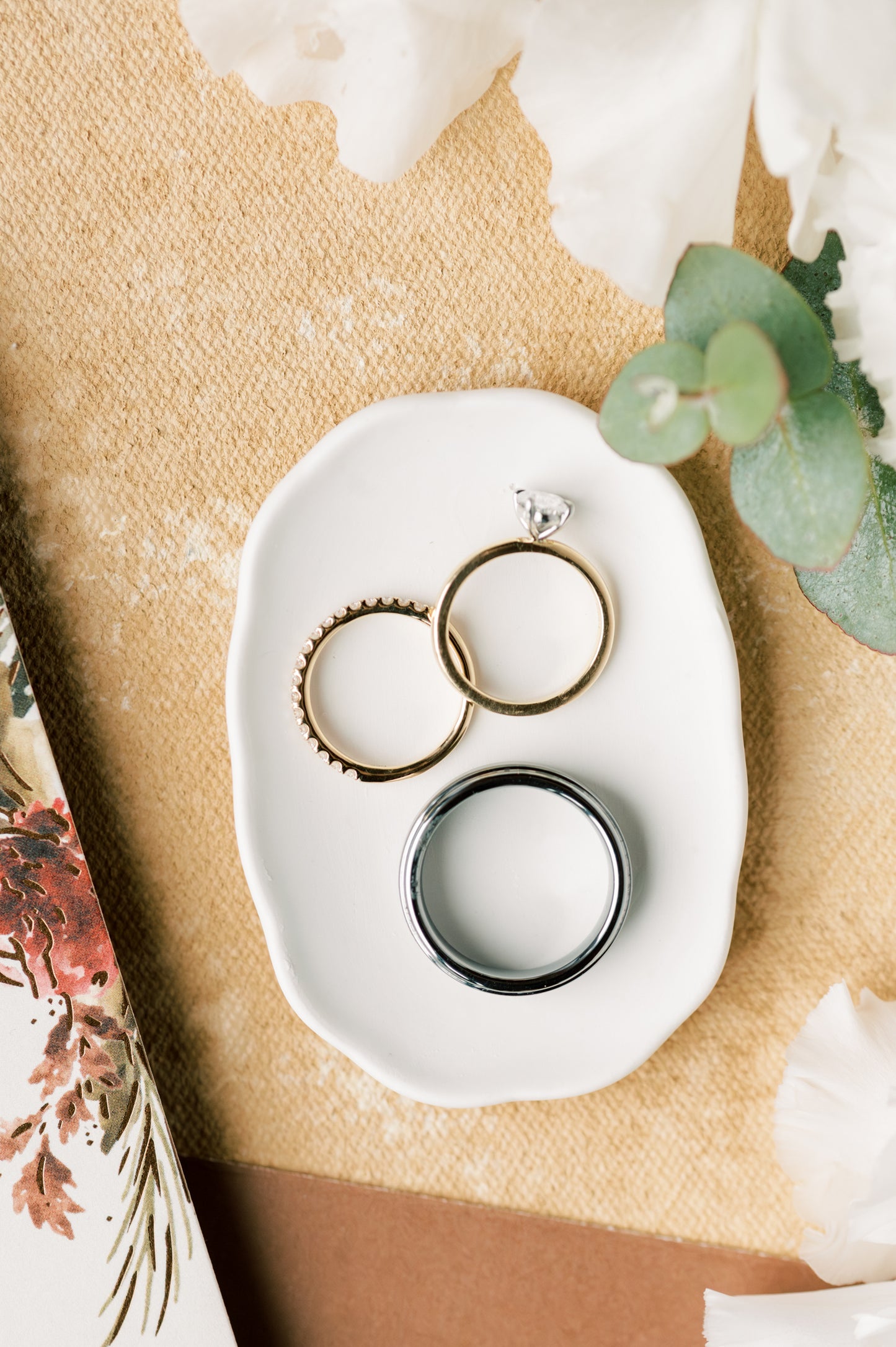 Rippled Oval Ring Dish